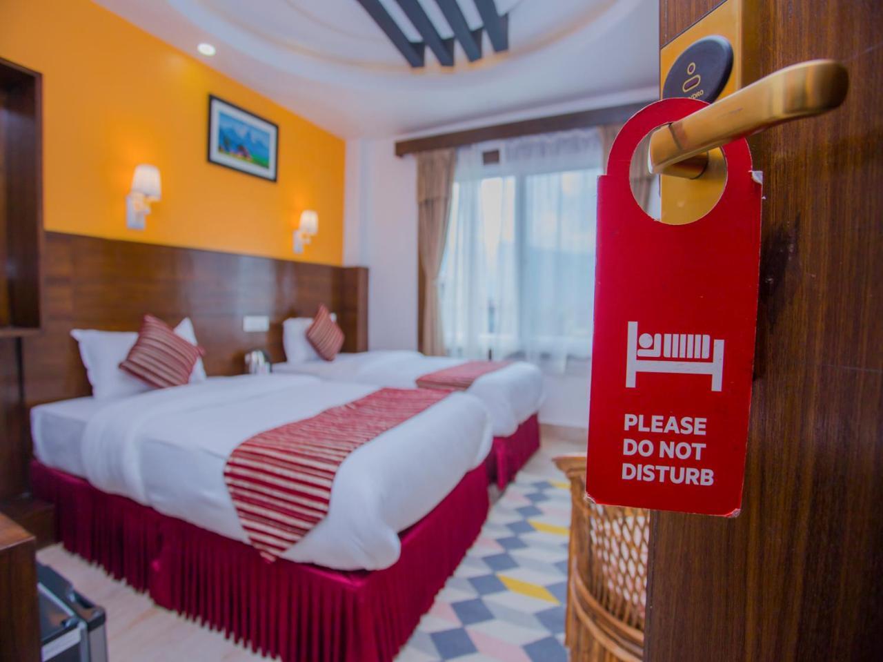 Hotel Lakeside Pvt. Ltd. بوكْرا المظهر الخارجي الصورة