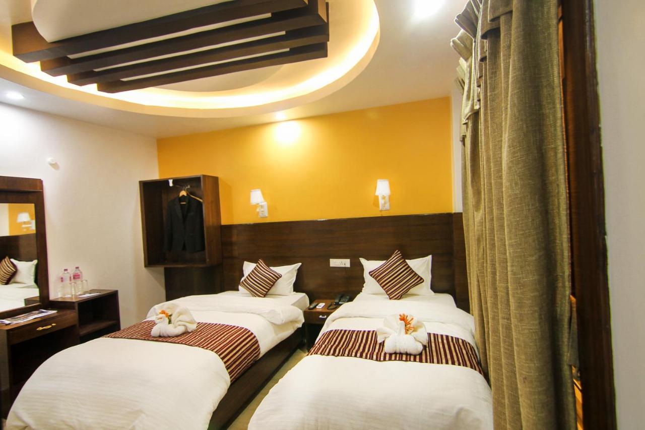 Hotel Lakeside Pvt. Ltd. بوكْرا المظهر الخارجي الصورة