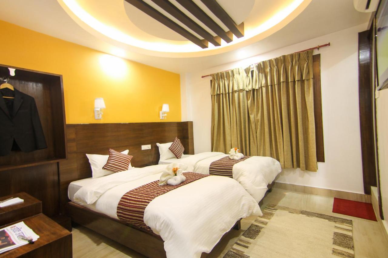 Hotel Lakeside Pvt. Ltd. بوكْرا المظهر الخارجي الصورة