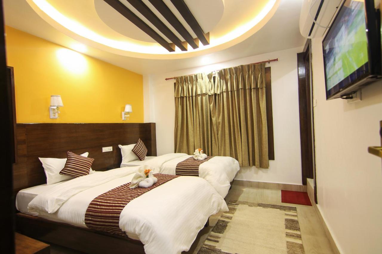 Hotel Lakeside Pvt. Ltd. بوكْرا المظهر الخارجي الصورة