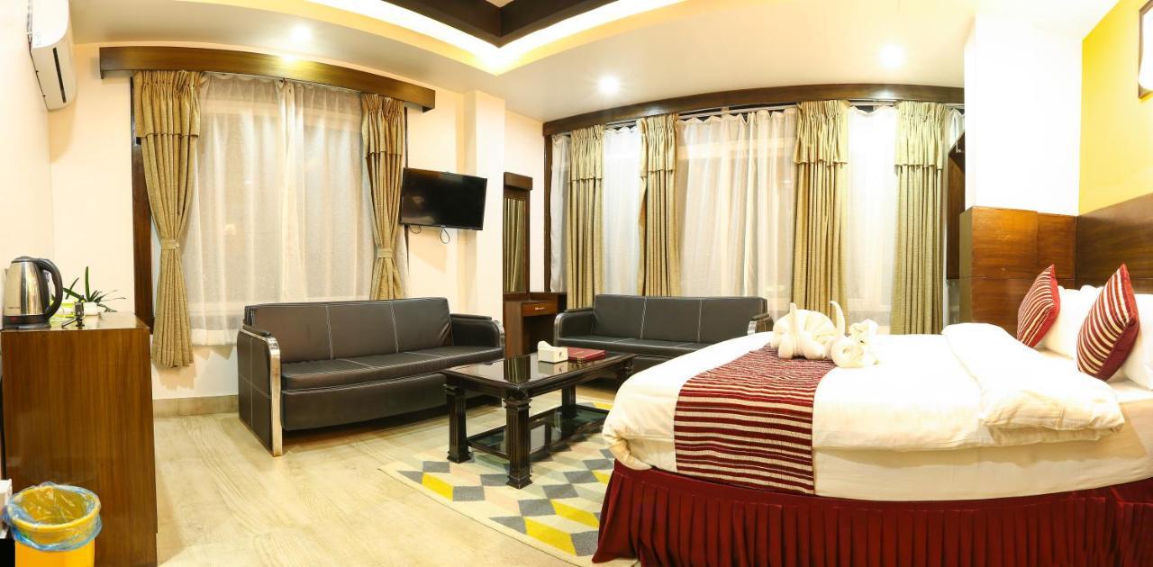 Hotel Lakeside Pvt. Ltd. بوكْرا المظهر الخارجي الصورة