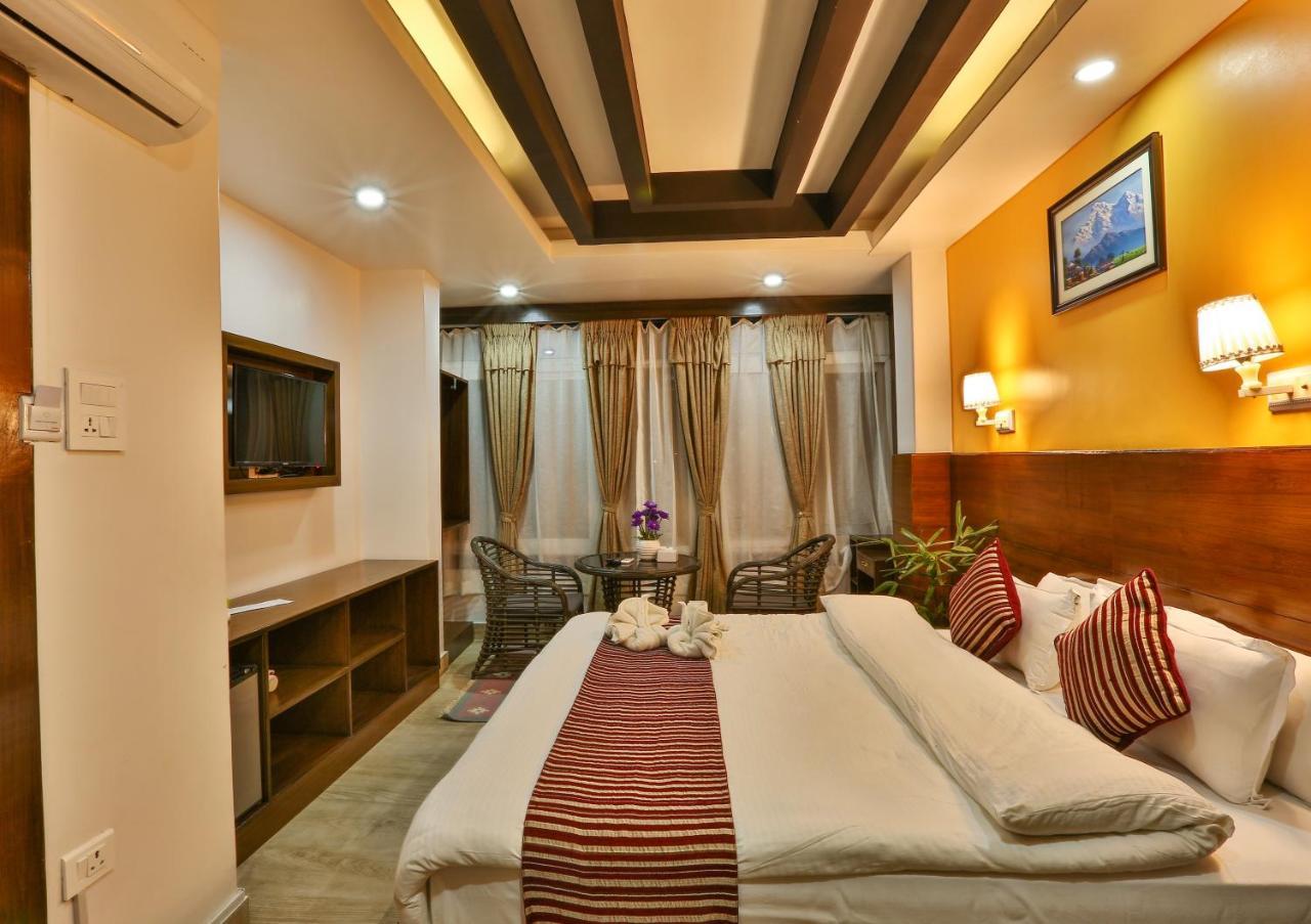Hotel Lakeside Pvt. Ltd. بوكْرا المظهر الخارجي الصورة