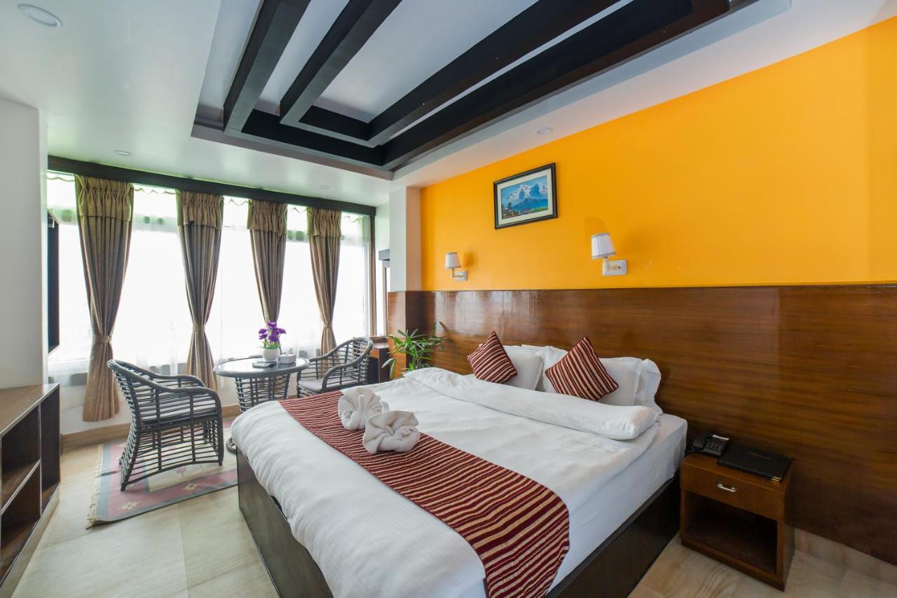 Hotel Lakeside Pvt. Ltd. بوكْرا المظهر الخارجي الصورة